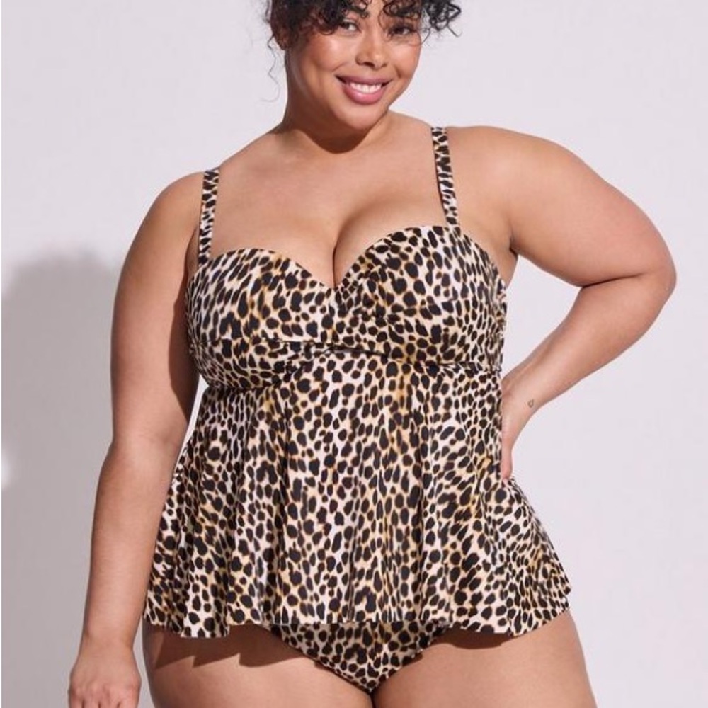 Torrid leopard Print Women's Top size 10/12 00/0 - Picture 11 of 12